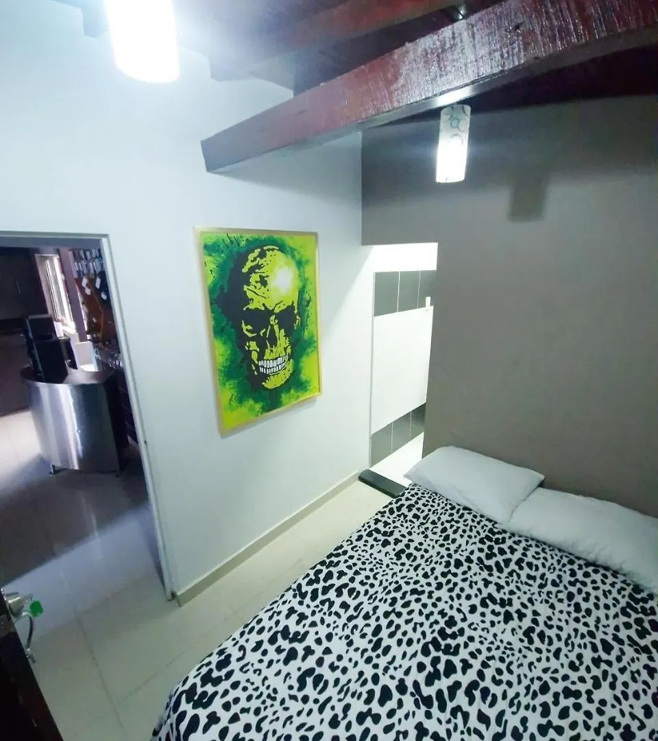 3 Bdrm Penthouse With Rooftop Pool And Jacuzzi At Poblado Medellin 0*,